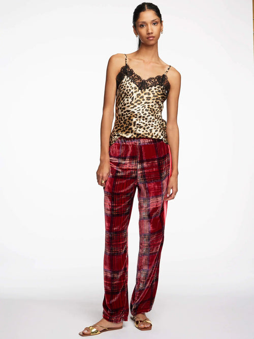 https://www.nigelcurtiss.com/cdn/shop/products/womens-leopard-silk-camisole-with-guipure-lace-110817.jpg?v=1696862589&width=500